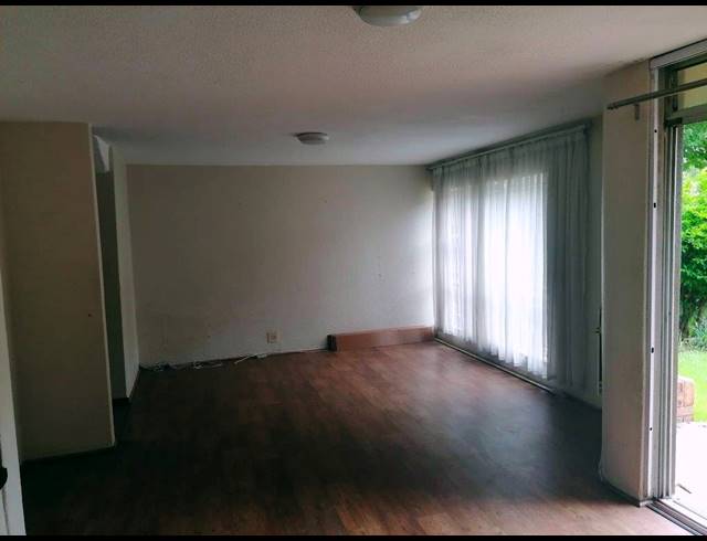 3 BEDROOM TOWNHOUSE FOR SALE IN SASOLBURG CENTRAL